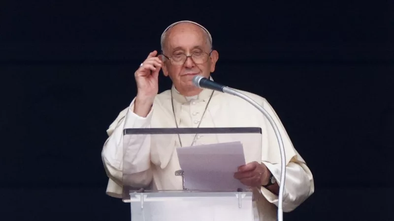 papa-nombra-a-un-arzobispo-argentino-para-alto-cargo-en-el-vaticano