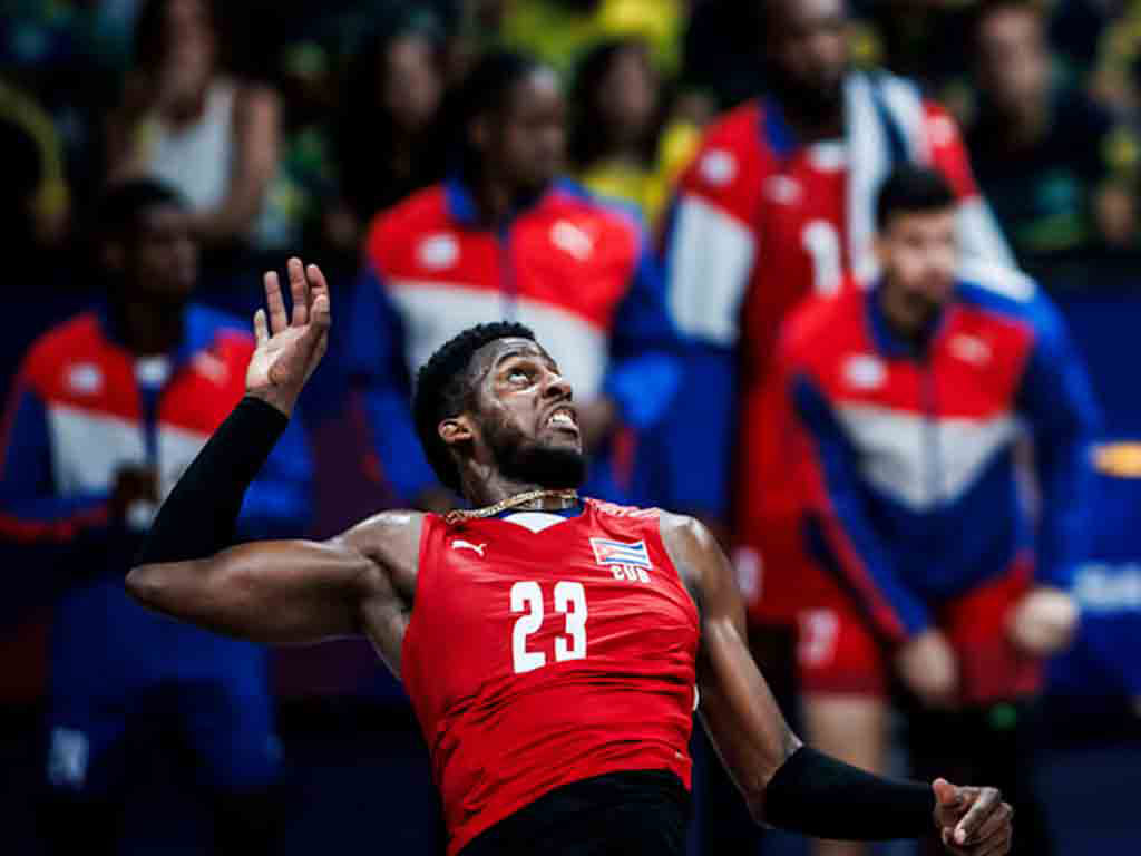 cuba-vence-a-iran-y-avanza-hacia-boleto-olimpico-en-voleibol-(m)-(+fotos)